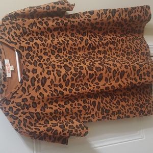 L mazik shirt never worn